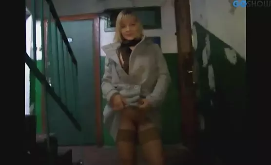Amateur Showing the Cunt  Horny Chic with Natural Tits and Spreading Ass